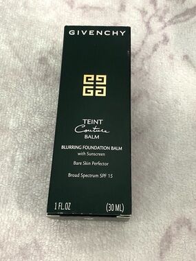 Givenchy Teint Couture Balm Blurring Foundation in 3 Nude Sand